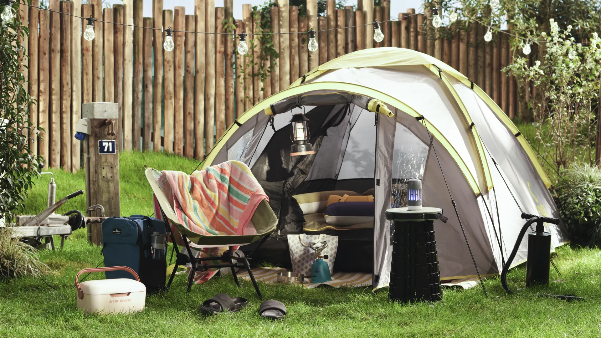 action-zelt-961sbu.webp Campingausrüstung und Outdoor Zubehör zum kleinsten Preis | Action DE – Bild 1