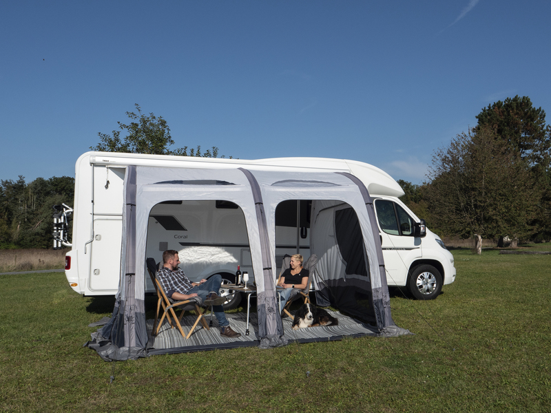aufblasbares-vorzelt-wohnmobil-888tva.jpg Premium Luft Vorzelt Marina Air High 330 und 390 – Bild 1