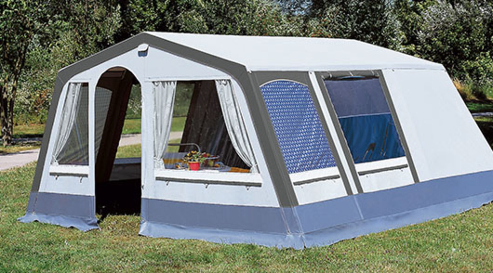 hauszelte-243cqa.jpg Klassische Campingzelte Steilwandzelte kaufen – Bild 1