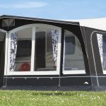 Swing 240 – Das Wohnwagenvorzelt für Camper