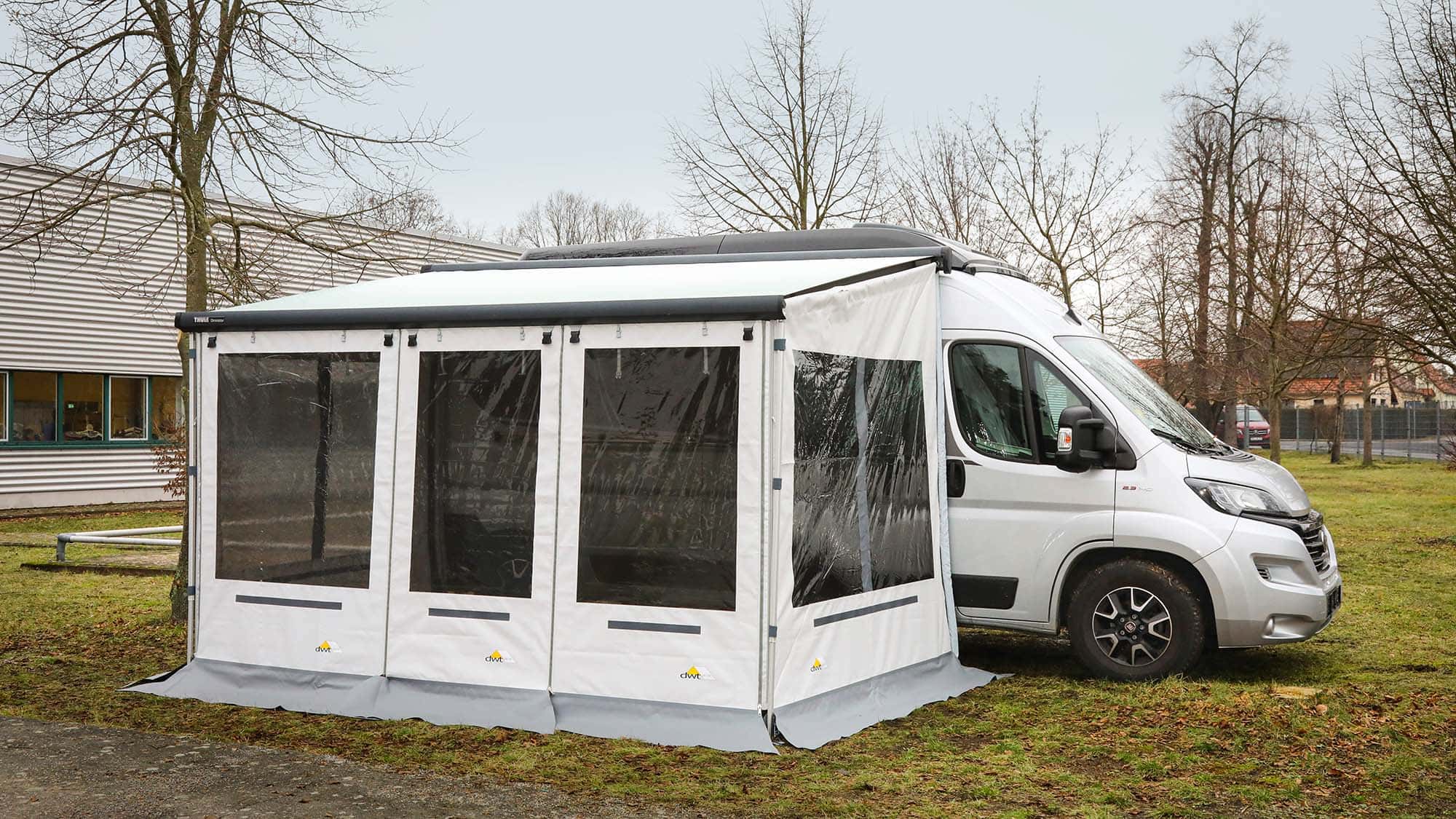 vorzelt-fuer-wohnmobil-048aoq.jpg Vorzelt Typen im Überblick: Markisen , Heck oder Luftzelt? – Bild 1