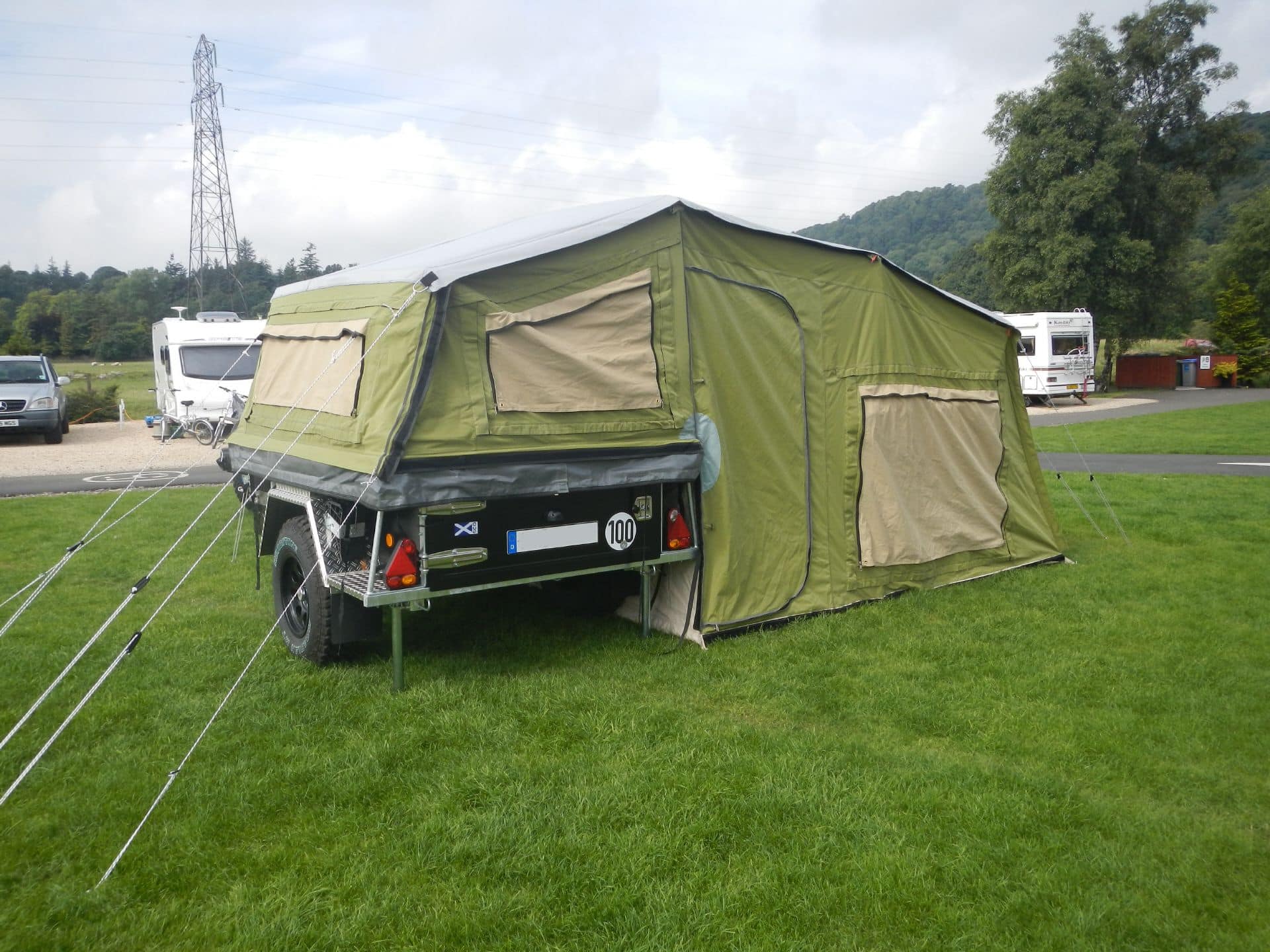zelt-fuer-anhaenger-700drr.jpg Zeltanhänger Dachzelte Klappanhänger Campinganhänger – Bild 1